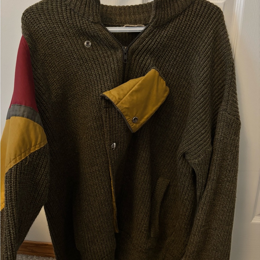 Vintage Olive Green Sweater with Colorful Accents